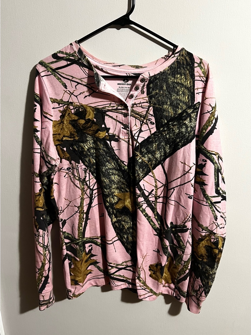 Mossy Oak Pink Camouflage Long-Sleeve Top